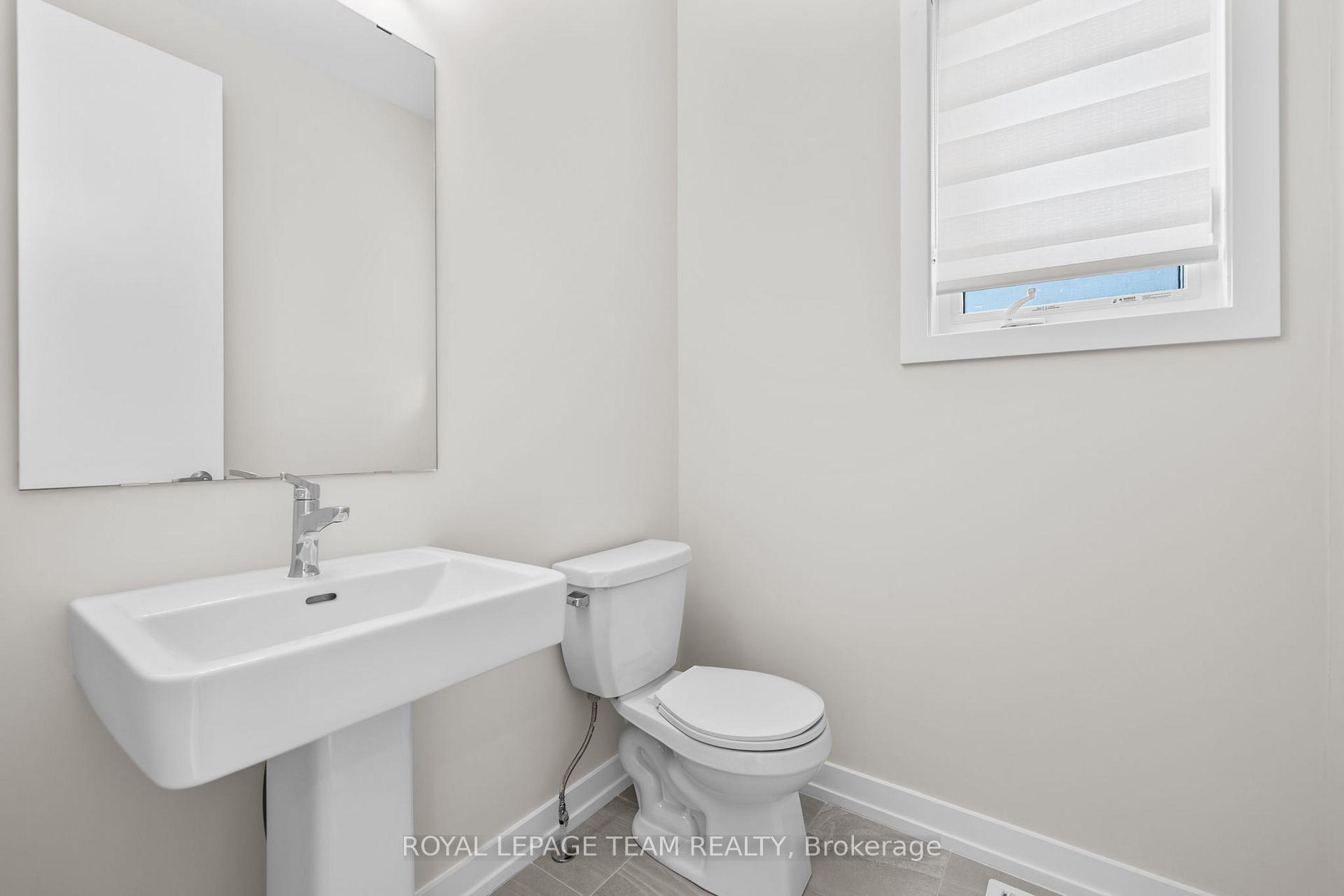 Photo 10 of 2038 Postilion Street, Ottawa, Richmond — HOMEH