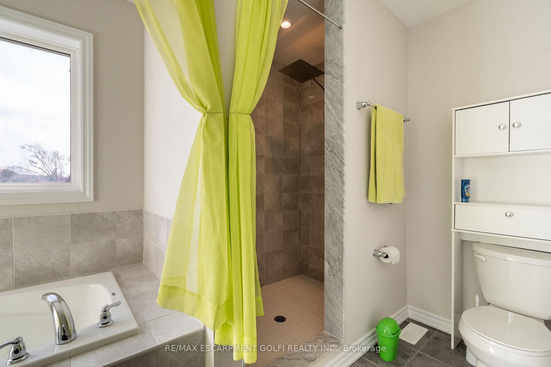 Photo 26 of Unit 21, 77 Avery Crescent, St. Catharines, Oakdale — HOMEH