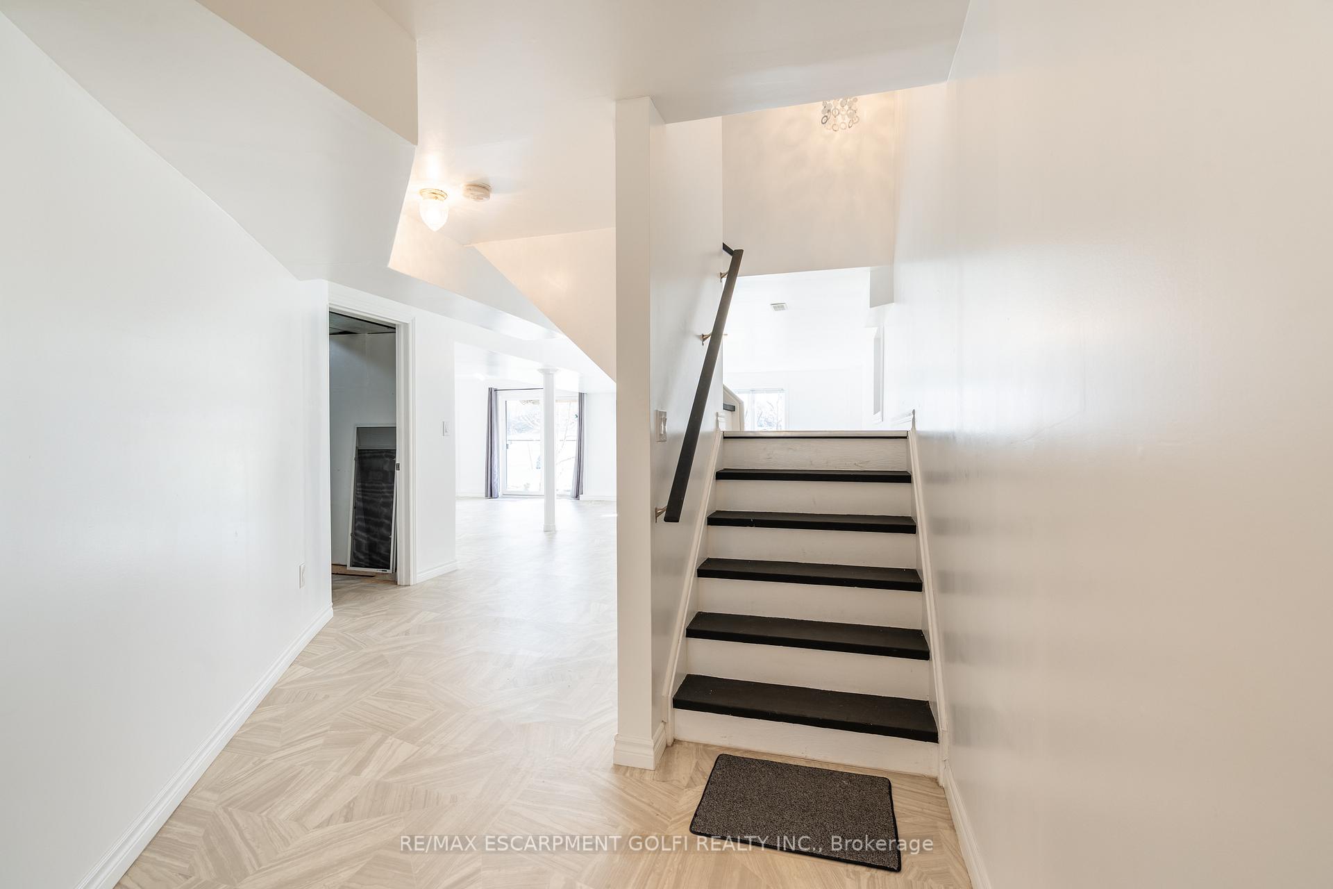 Photo 28 of Unit 21, 77 Avery Crescent, St. Catharines, Oakdale — HOMEH