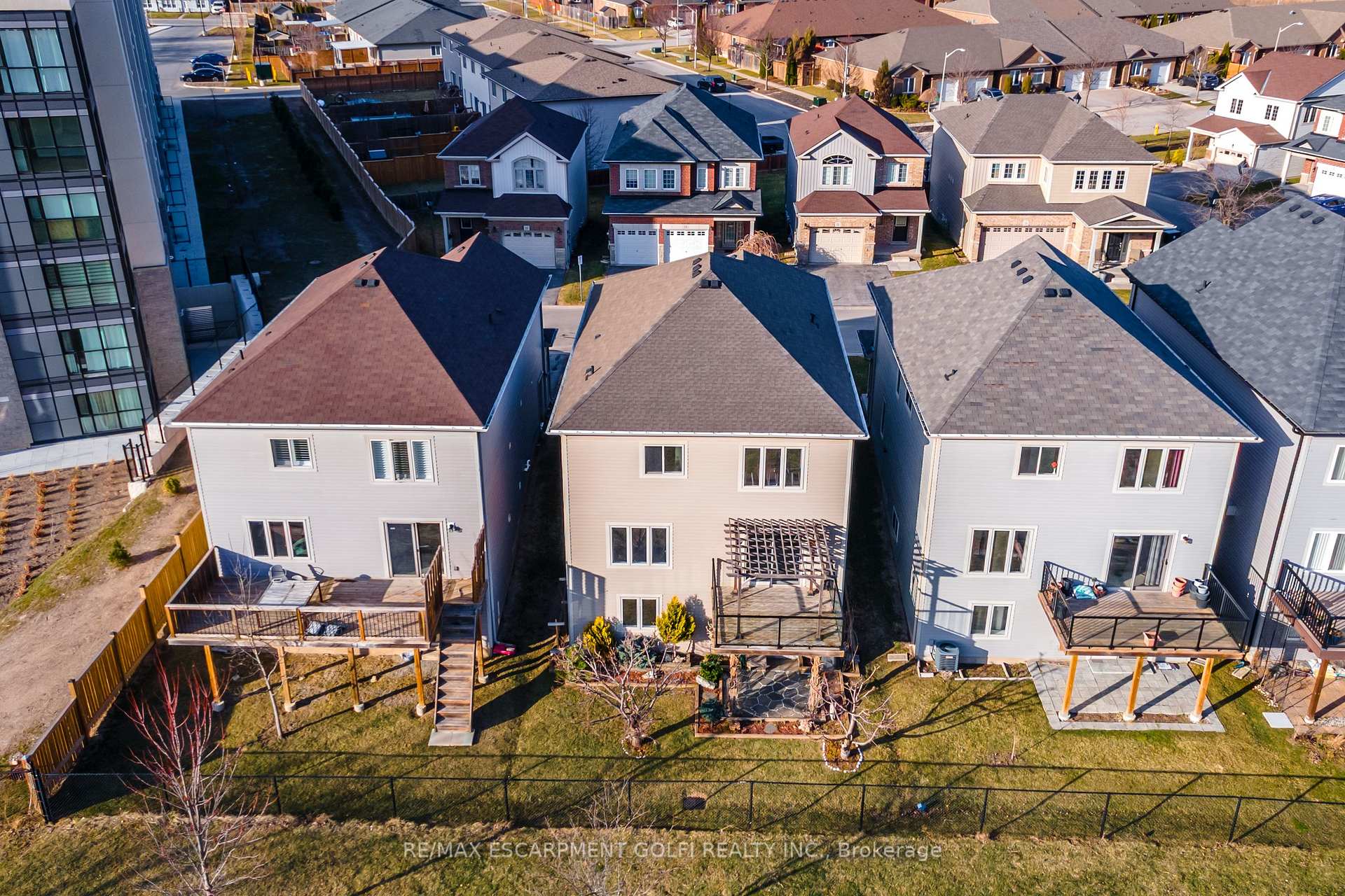 Photo 38 of Unit 21, 77 Avery Crescent, St. Catharines, Oakdale — HOMEH