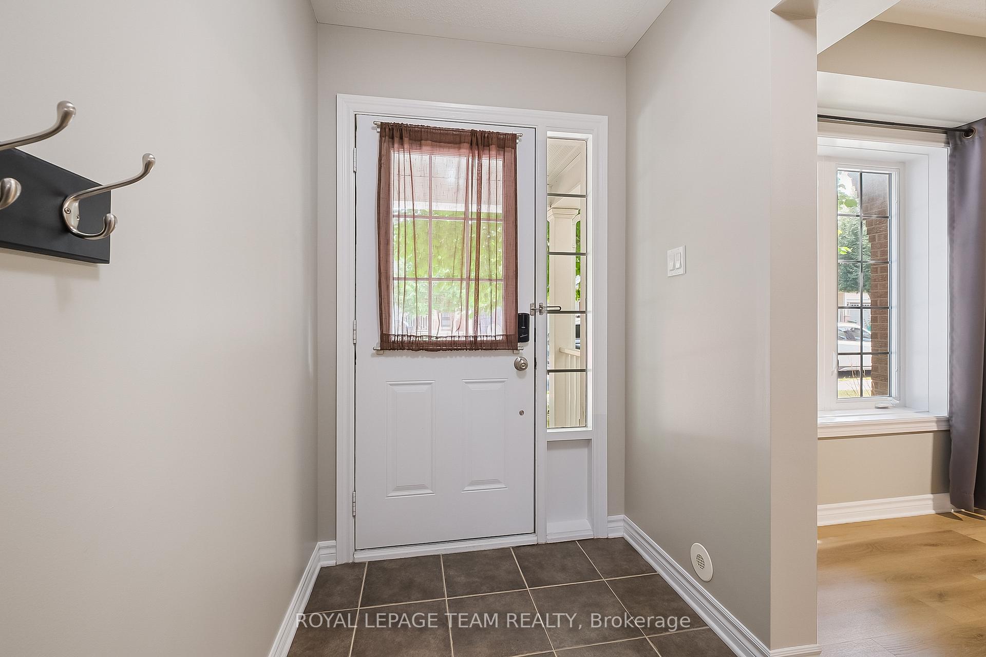 Photo 3 of 127 Harmattan Avenue, Ottawa, Stittsville (North) — HOMEH