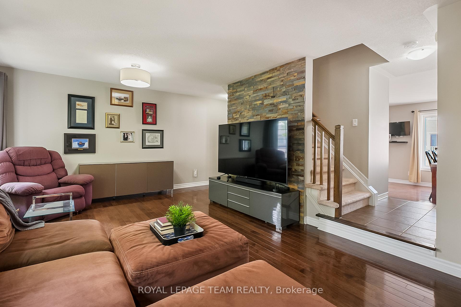 Photo 11 of 127 Harmattan Avenue, Ottawa, Stittsville (North) — HOMEH