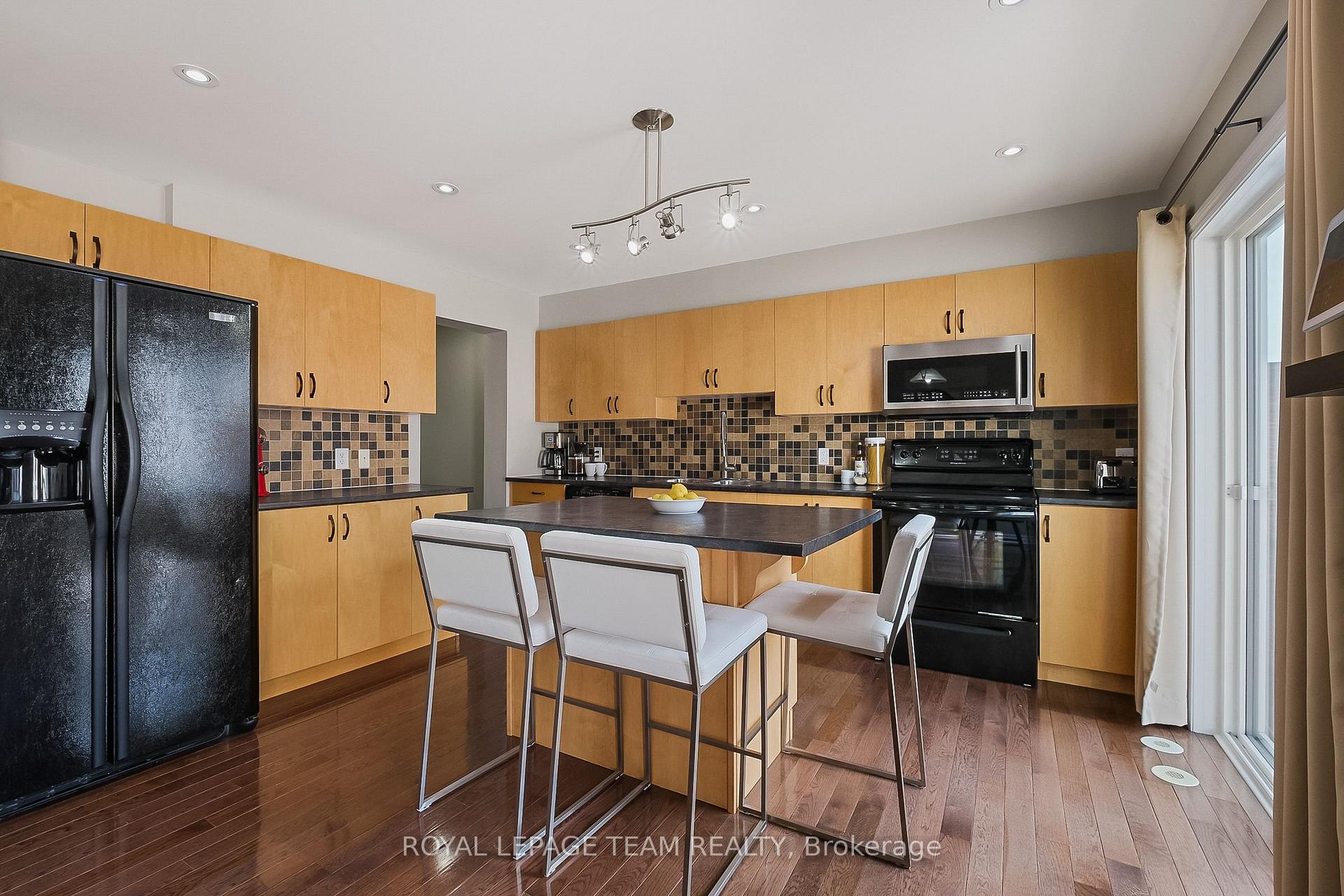Photo 16 of 127 Harmattan Avenue, Ottawa, Stittsville (North) — HOMEH