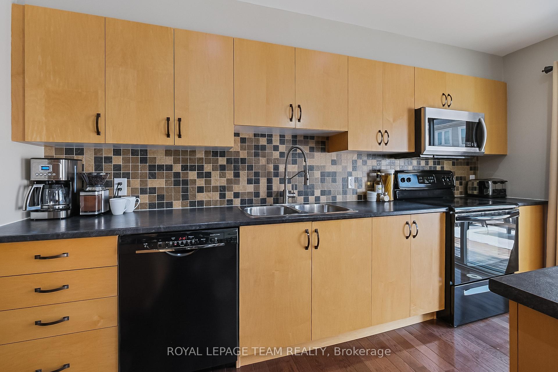 Photo 19 of 127 Harmattan Avenue, Ottawa, Stittsville (North) — HOMEH