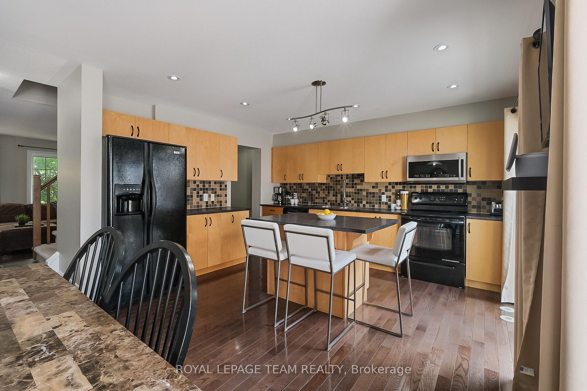 Photo 26 of 127 Harmattan Avenue, Ottawa, Stittsville (North) — HOMEH