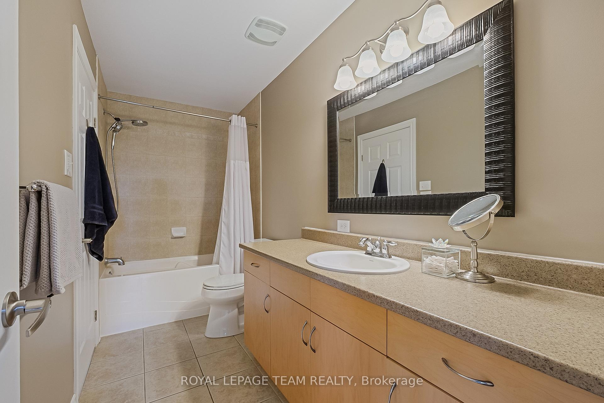 Photo 35 of 127 Harmattan Avenue, Ottawa, Stittsville (North) — HOMEH