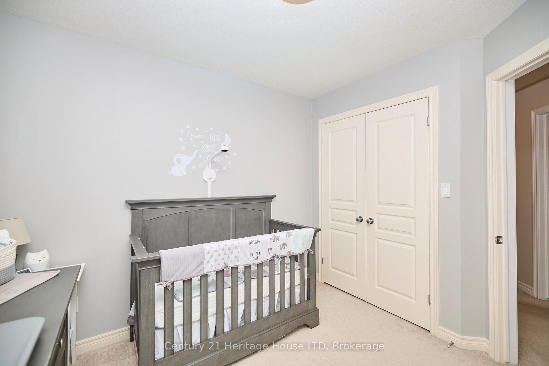 Photo 16 of 8 Arlene Street, St. Catharines, Rykert/Vansickle — HOMEH