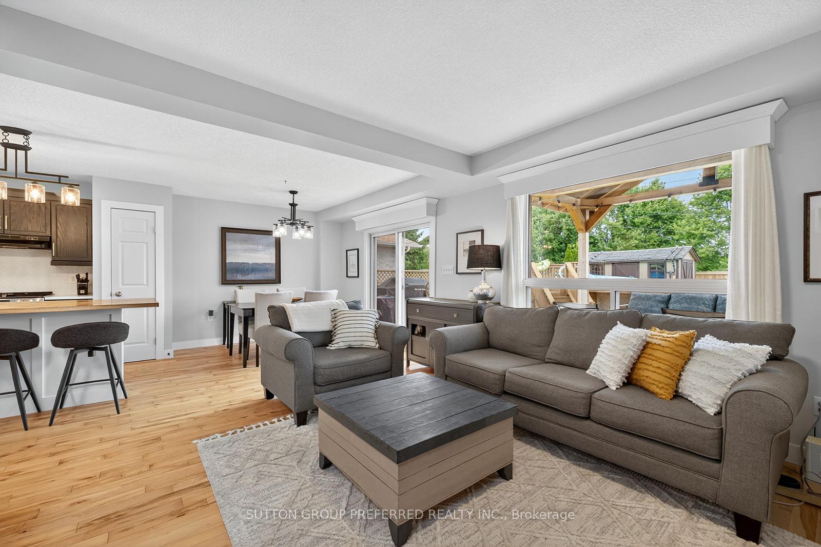 Photo 8 of 55 Brookside Drive, St. Thomas — HOMEH