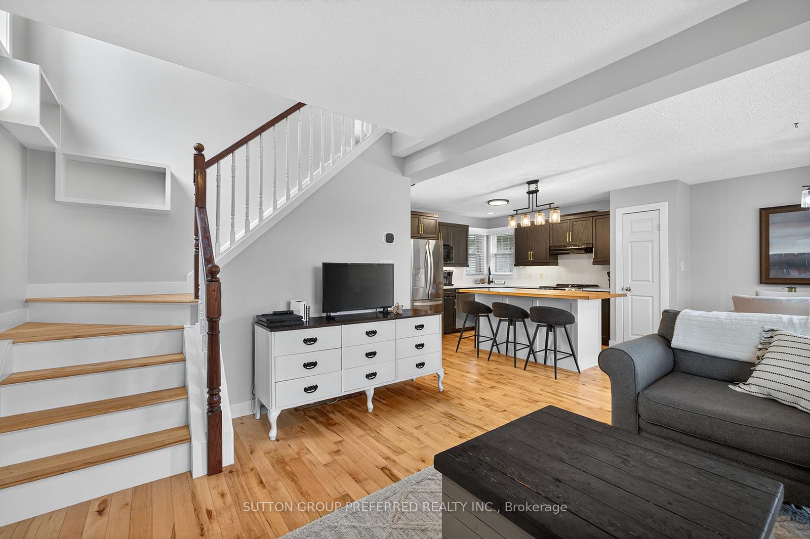 Photo 11 of 55 Brookside Drive, St. Thomas — HOMEH