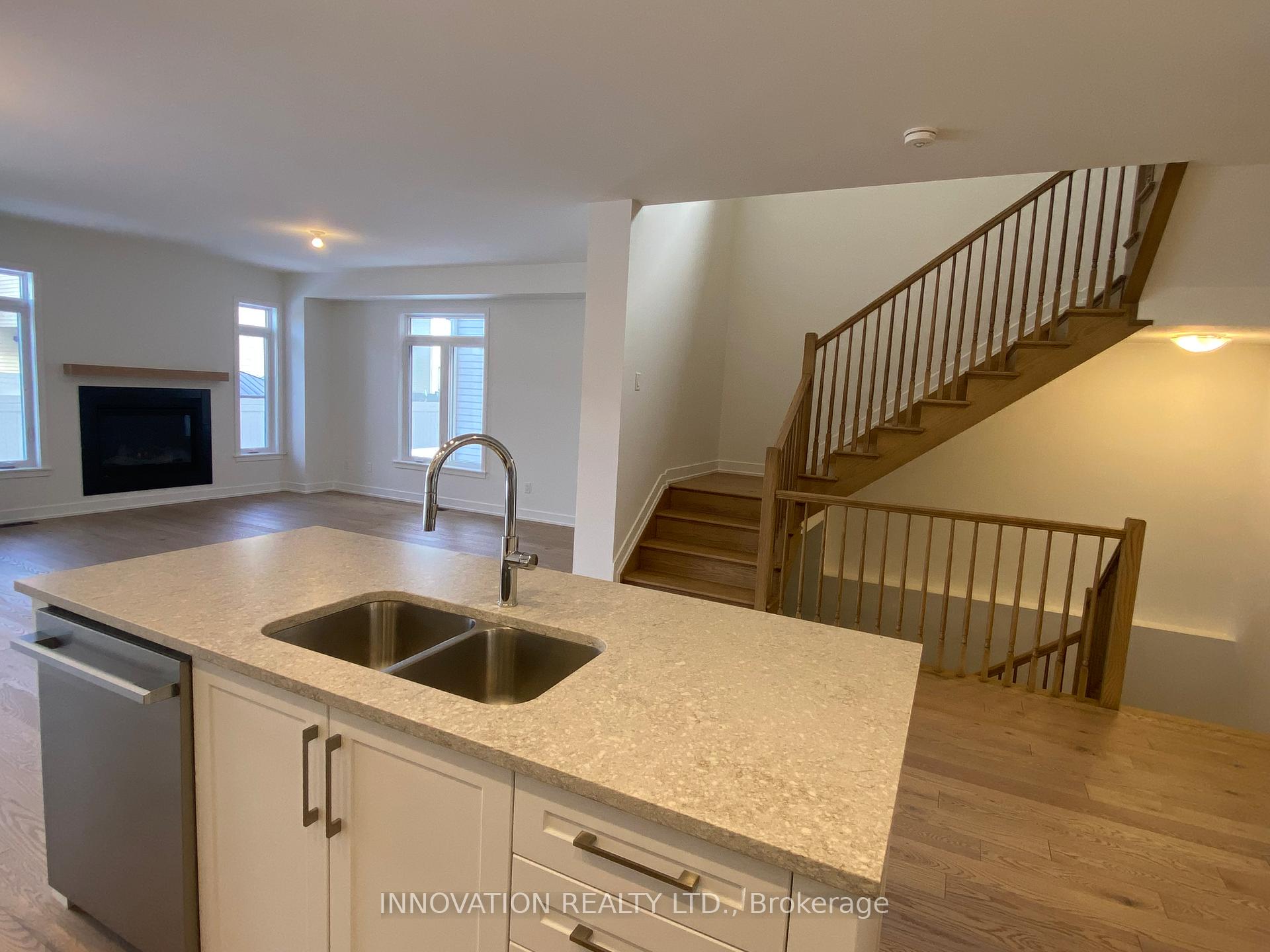 Photo 9 of 897 Beckton Heights, Ottawa, Stittsville (South) — HOMEH