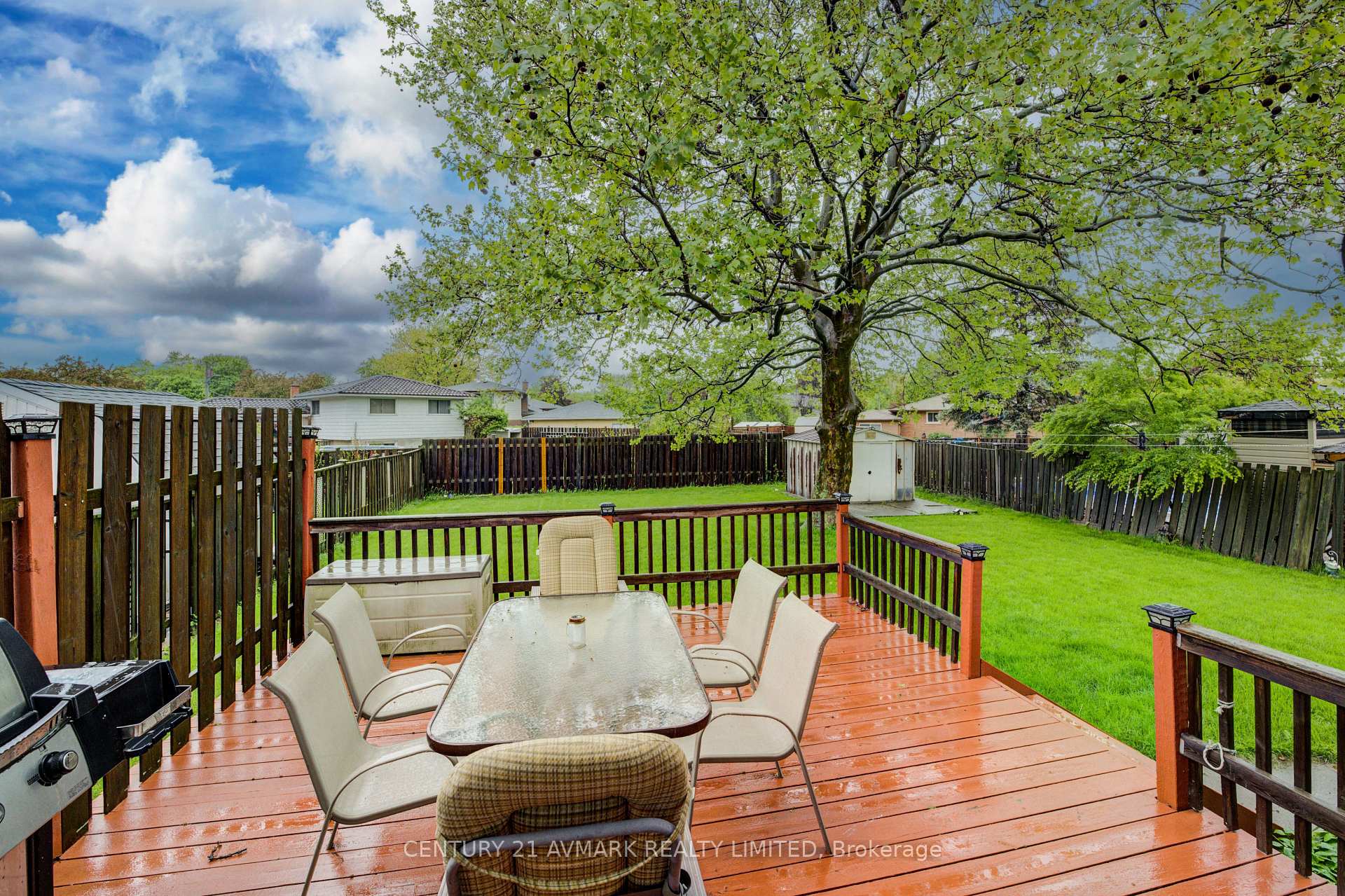 Photo 10 of 101 Meredith Drive, St. Catharines, Carlton/Bunting — HOMEH