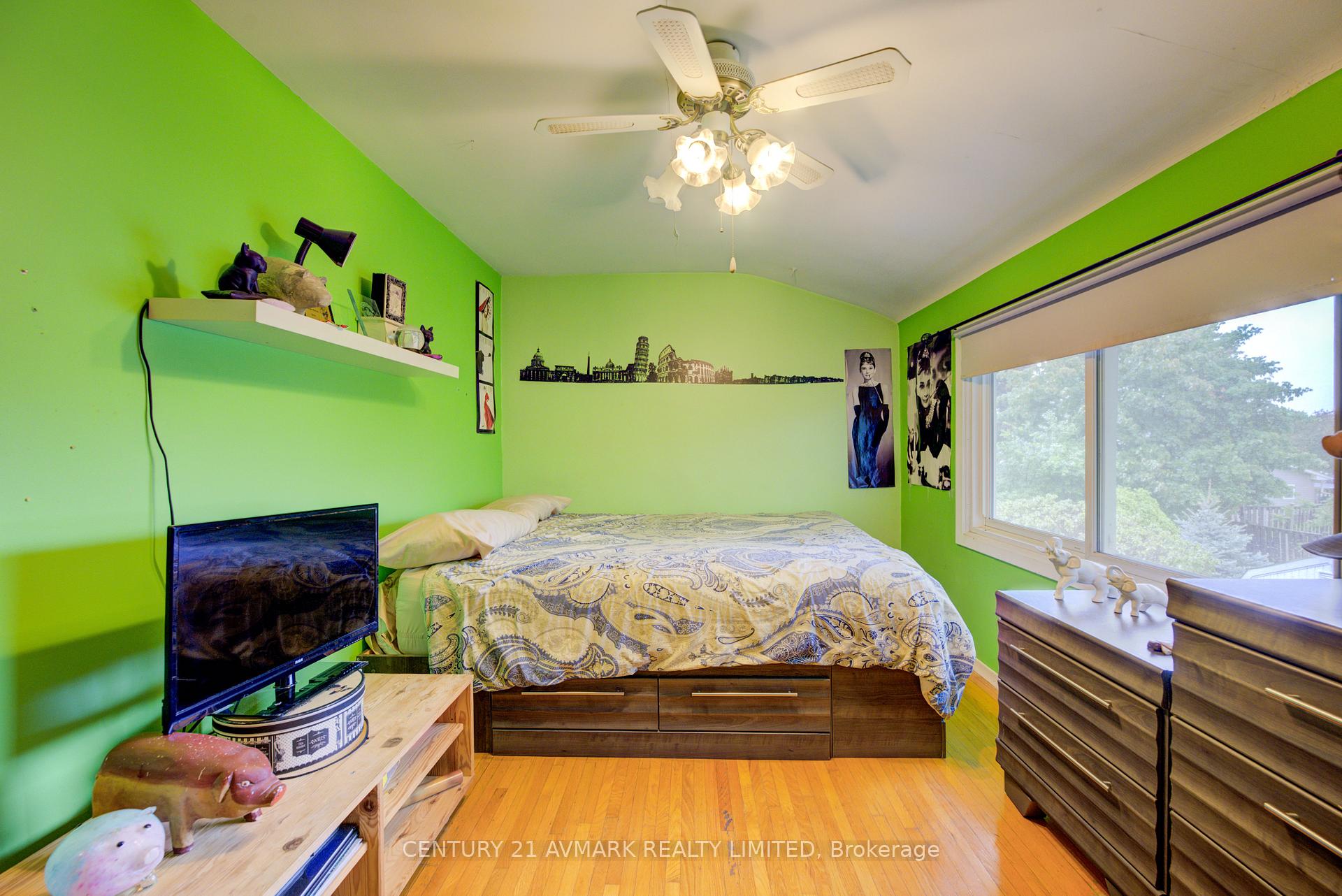 Photo 30 of 101 Meredith Drive, St. Catharines, Carlton/Bunting — HOMEH