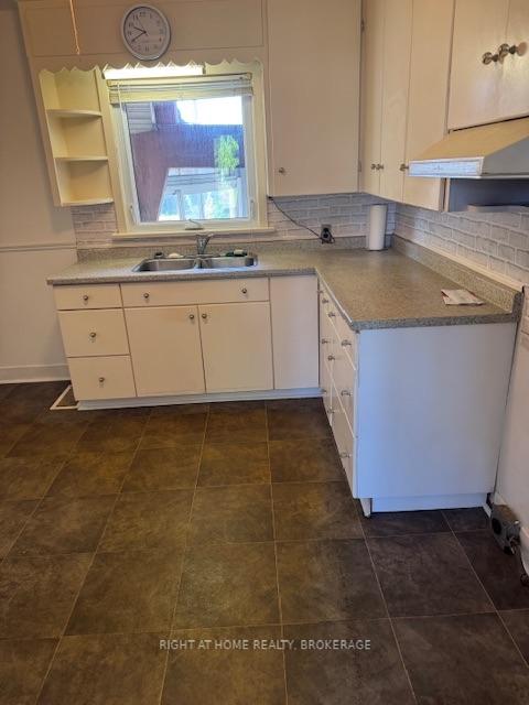 Photo 5 of 29 Henley Drive, St. Catharines, Martindale Pond — HOMEH
