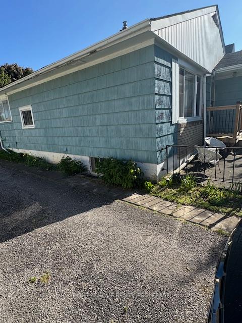 Photo 18 of 29 Henley Drive, St. Catharines, Martindale Pond — HOMEH