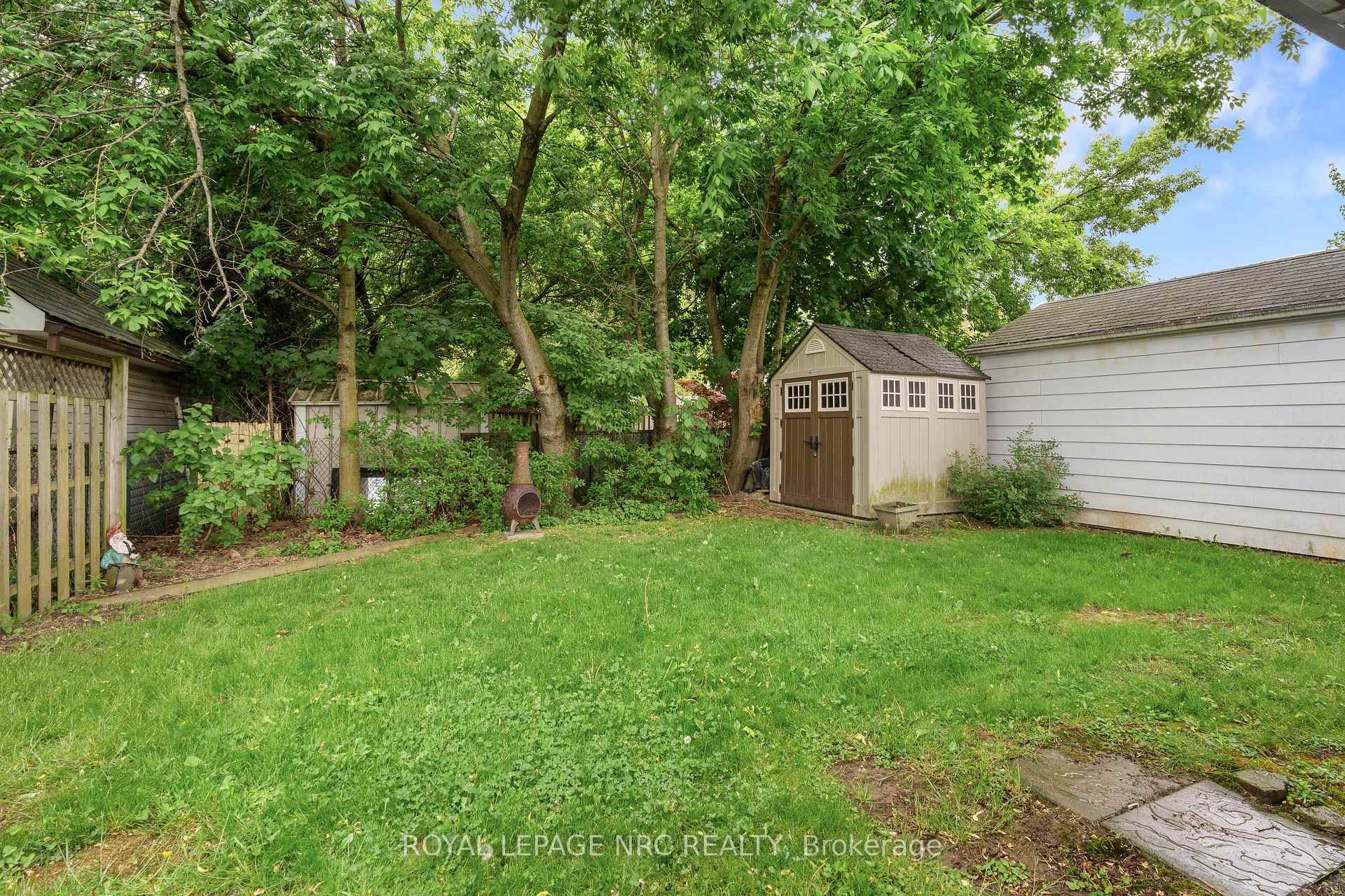 Photo 23 of 4 Moote Street, St. Catharines, Fairview — HOMEH