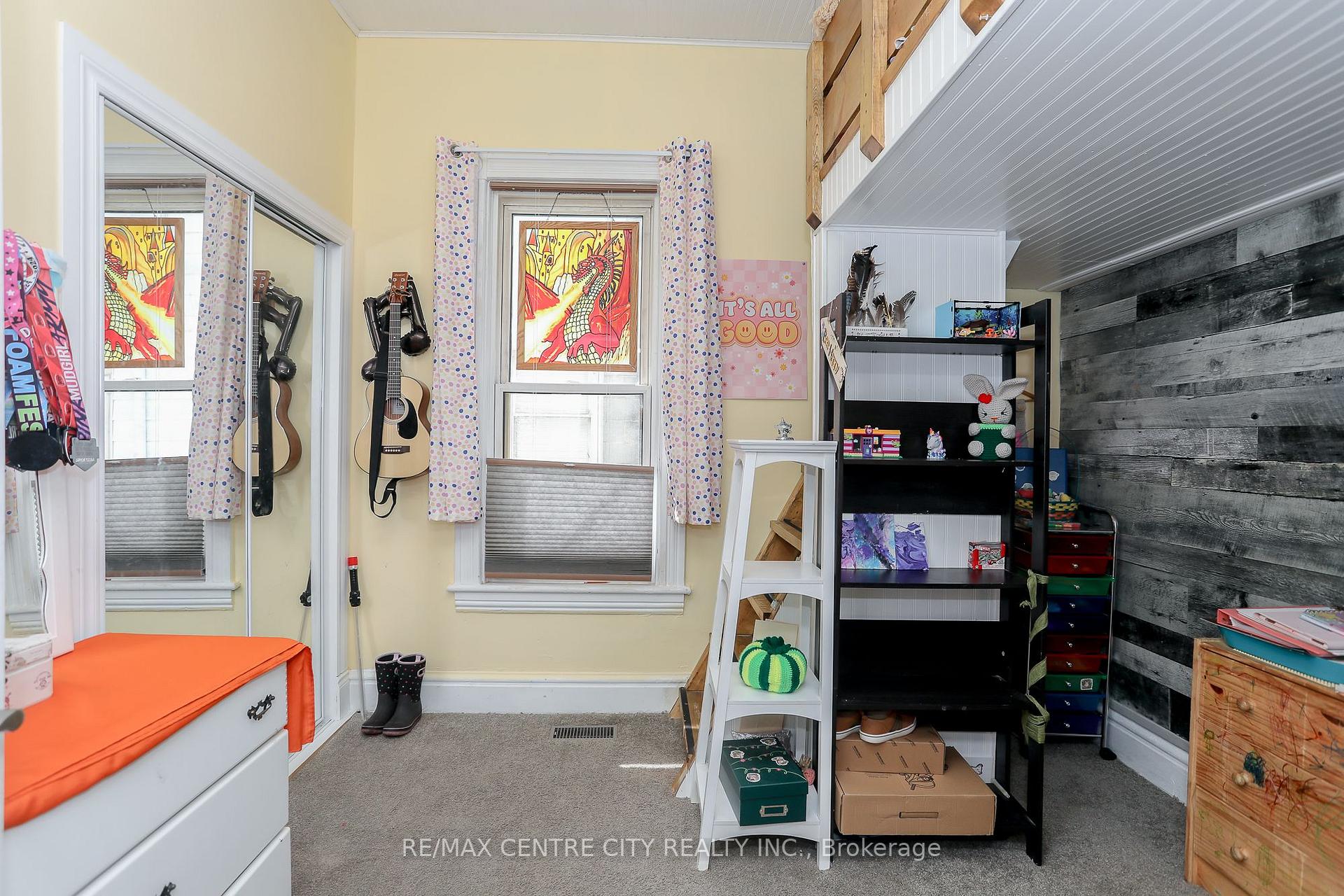 Photo 22 of 60 Alma Street, St. Thomas — HOMEH