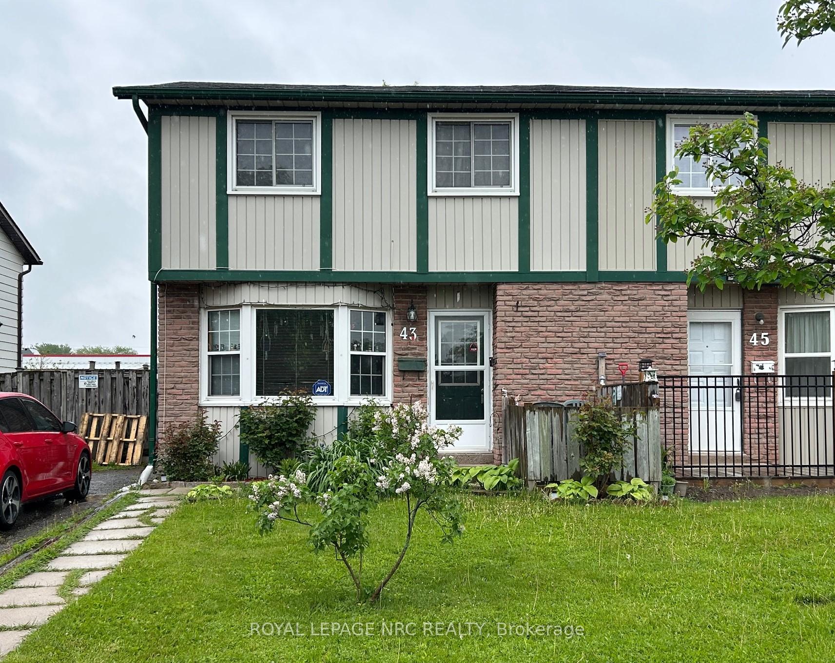 Photo 1 of 43 Canterbury Drive, St. Catharines, Oakdale — HOMEH