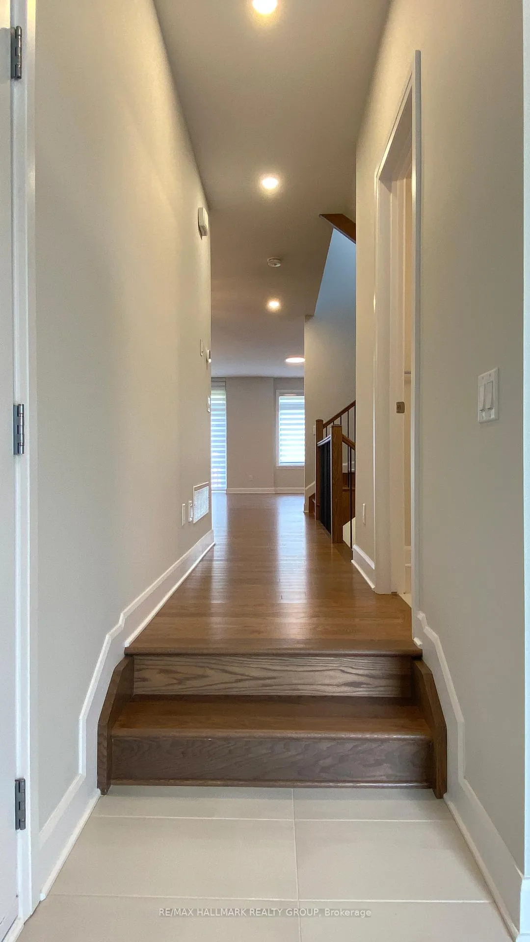 Photo 5 of 1308 Whitlow Grass Way, Ottawa, Kanata - Rural Kanata (Central) — HOMEH