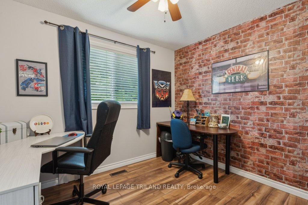 Photo 15 of 10 Schreyer Drive, St. Thomas — HOMEH