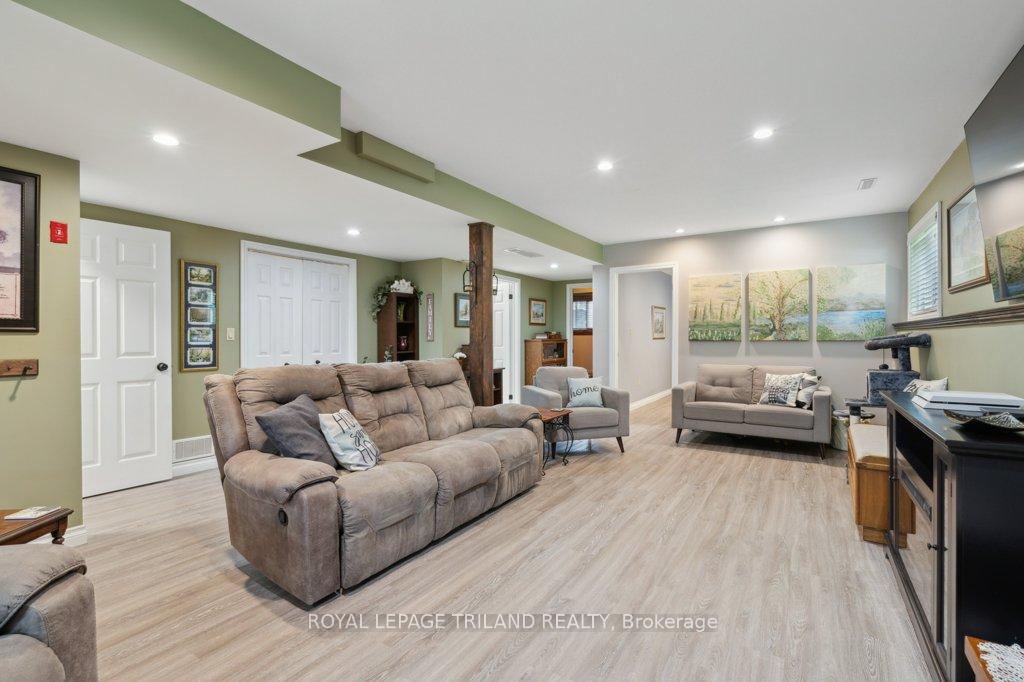 Photo 27 of 10 Schreyer Drive, St. Thomas — HOMEH