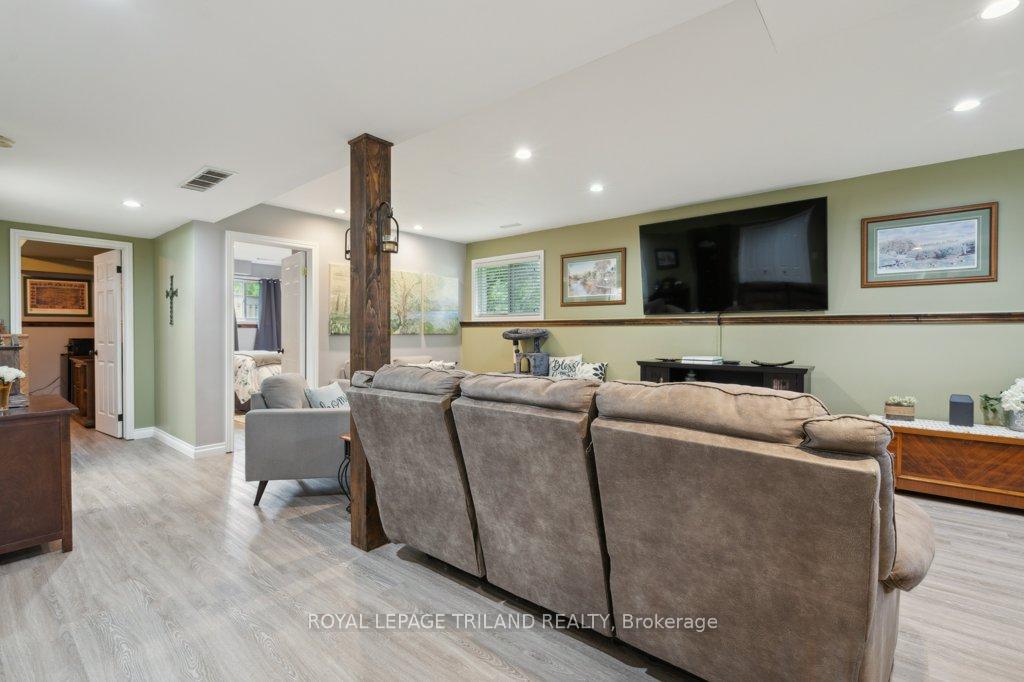 Photo 31 of 10 Schreyer Drive, St. Thomas — HOMEH