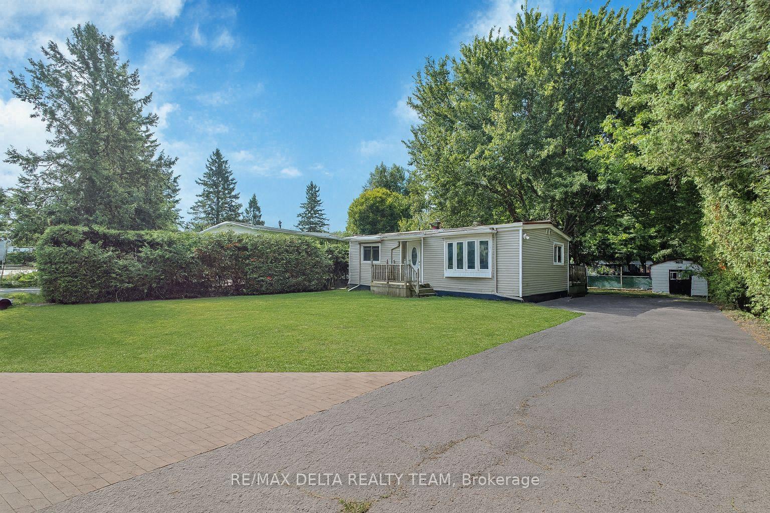 Photo 1 of 25 Fringewood Drive, Ottawa, Fringewood — HOMEH