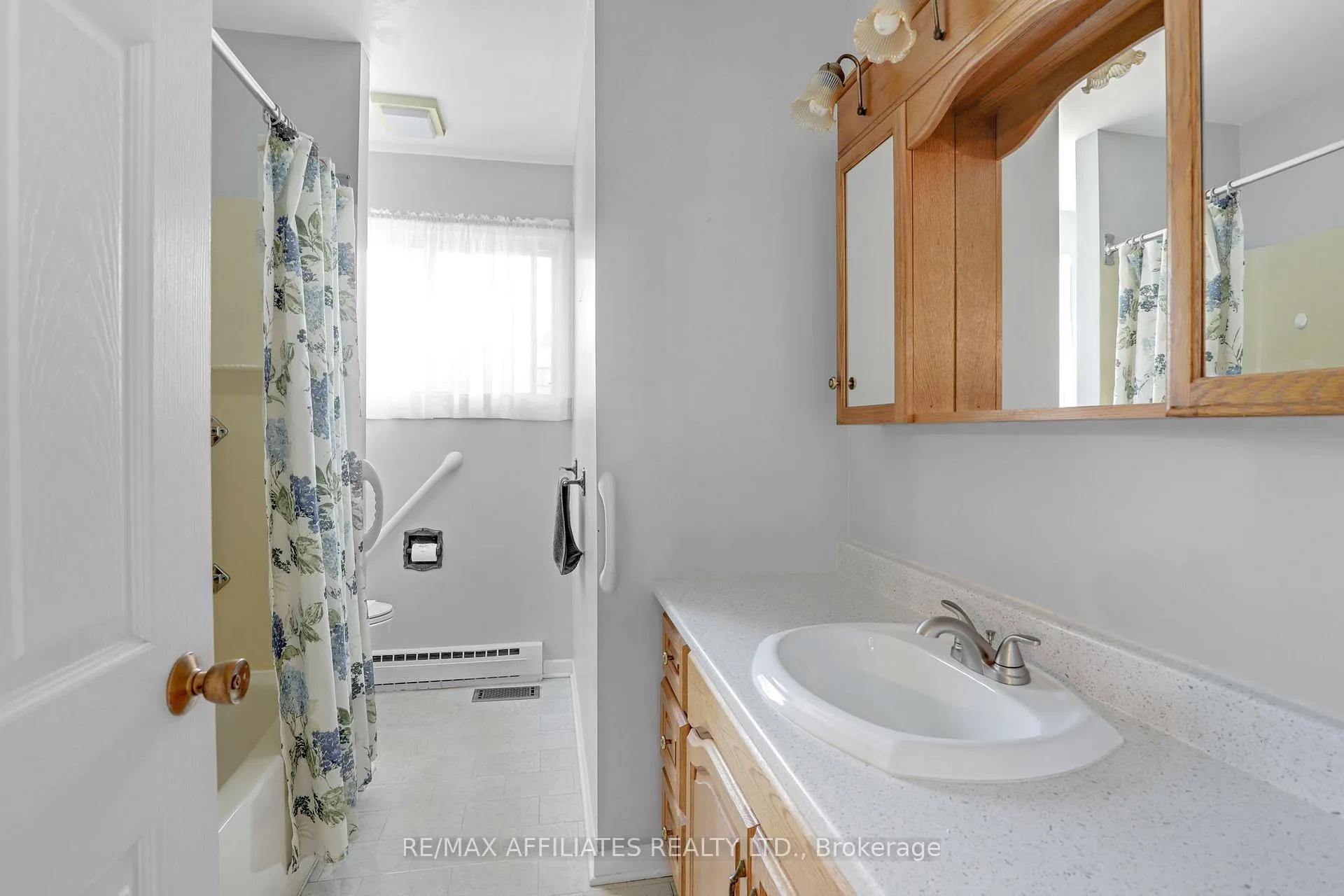Photo 22 of 17 Canfield Road, Ottawa, Sheahan Estates/Trend Village — HOMEH