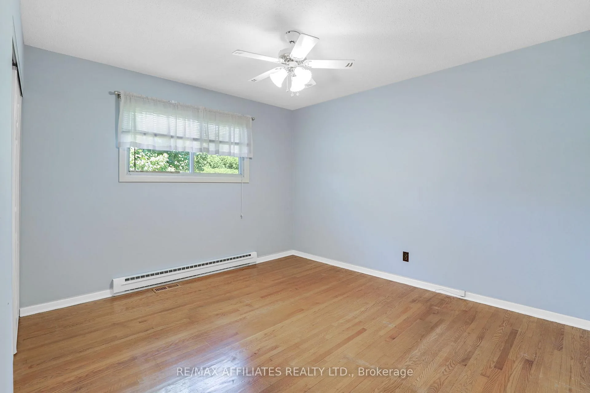 Photo 23 of 17 Canfield Road, Ottawa, Sheahan Estates/Trend Village — HOMEH
