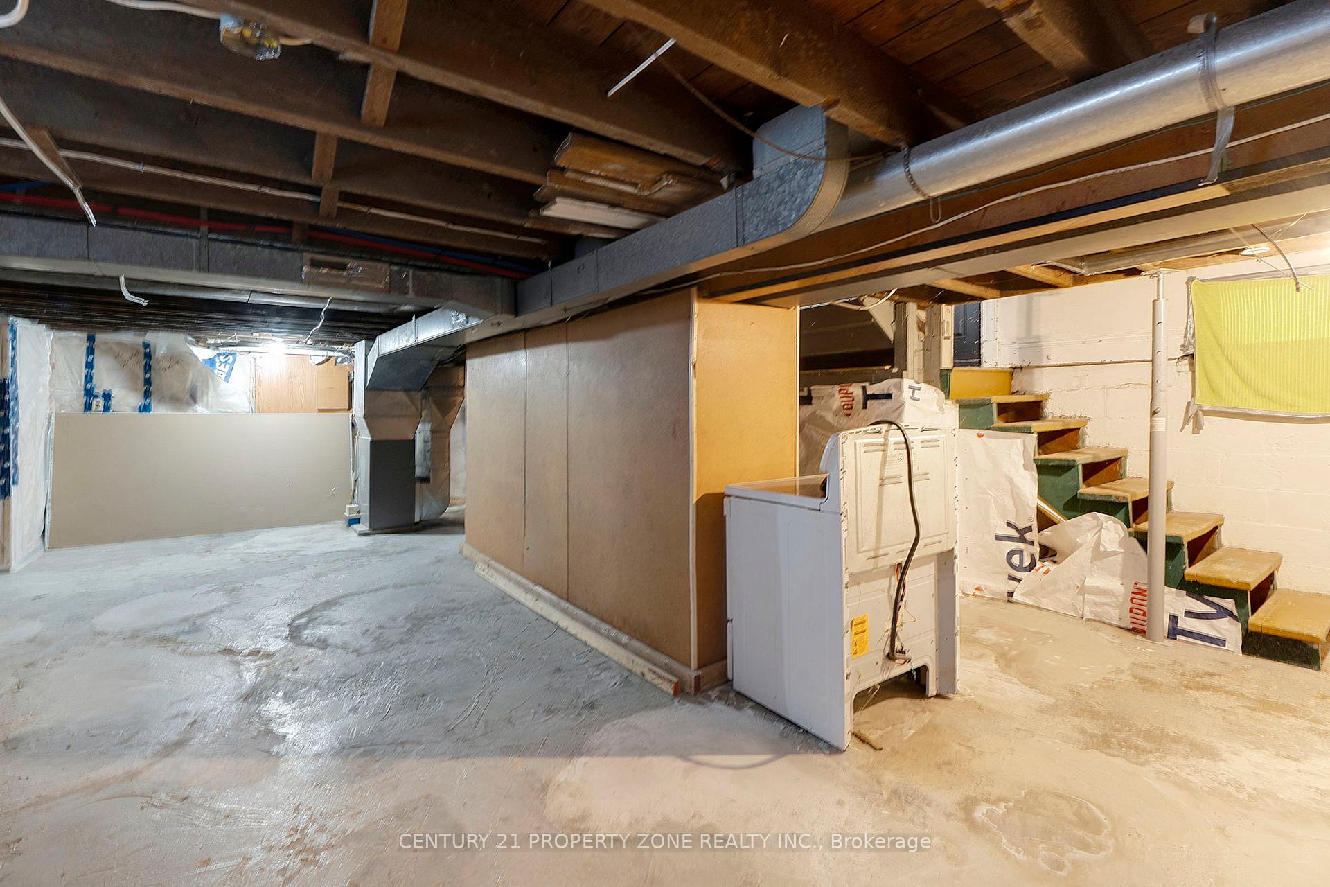 Photo 21 of 86 Welland Avenue, St. Catharines, Downtown — HOMEH
