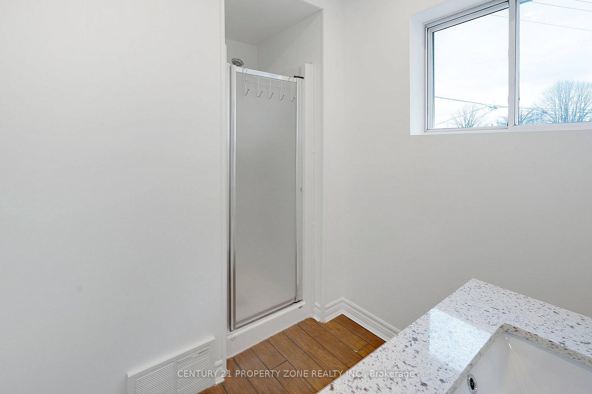 Photo 30 of 86 Welland Avenue, St. Catharines, Downtown — HOMEH