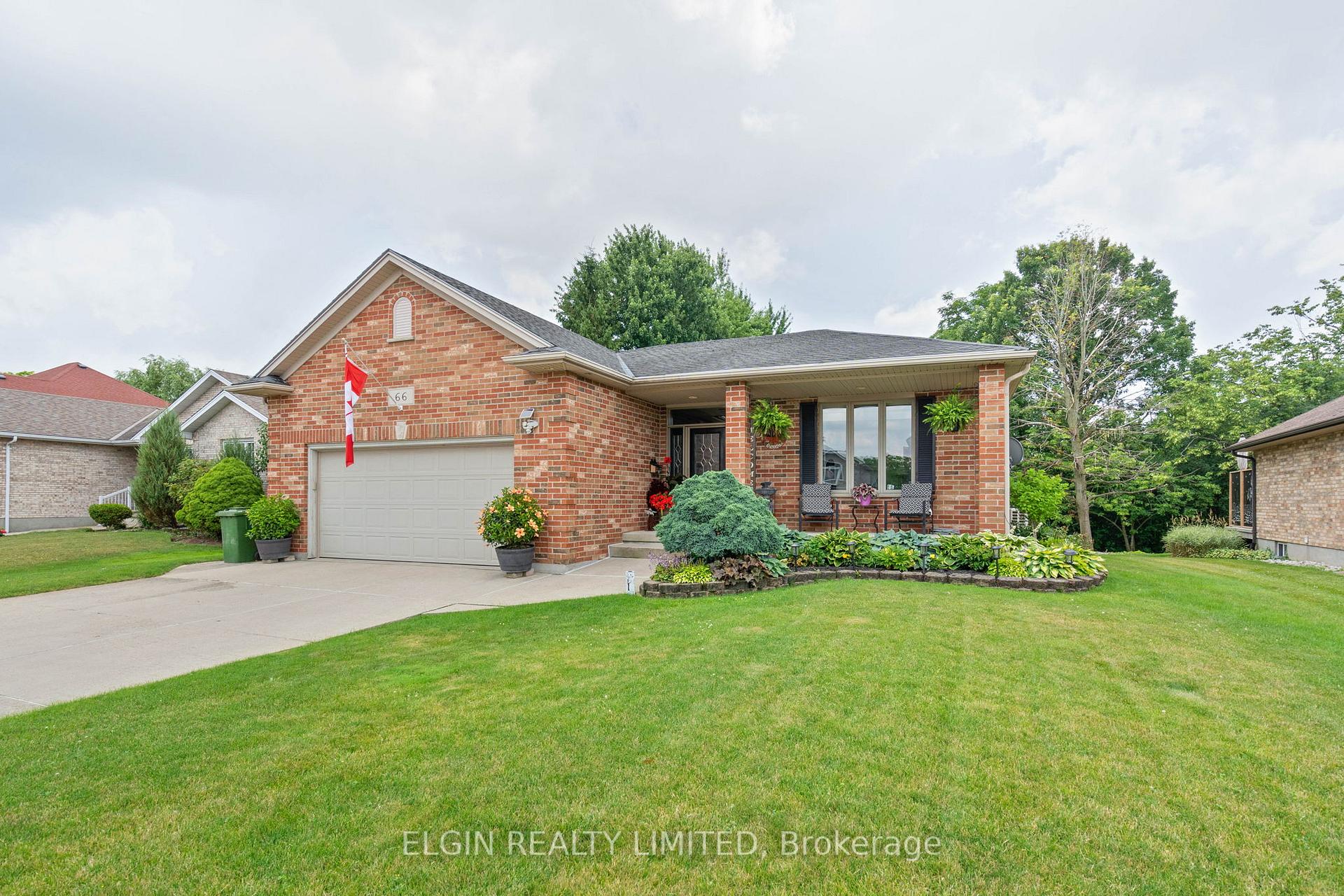 Photo 3 of 66 Donker Drive, St. Thomas — HOMEH
