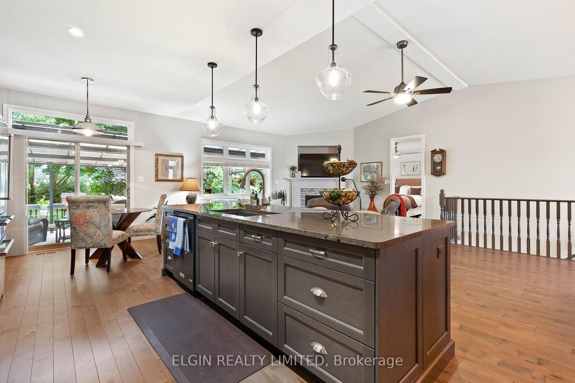 Photo 17 of 66 Donker Drive, St. Thomas — HOMEH