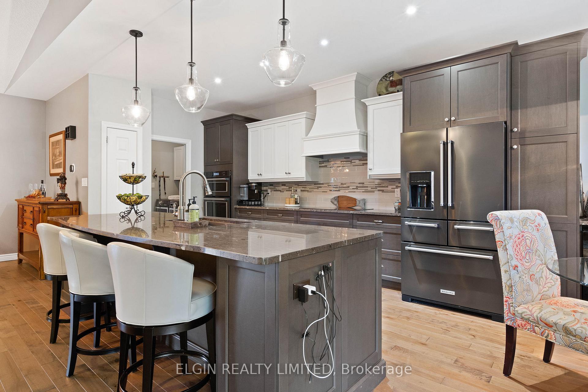 Photo 19 of 66 Donker Drive, St. Thomas — HOMEH