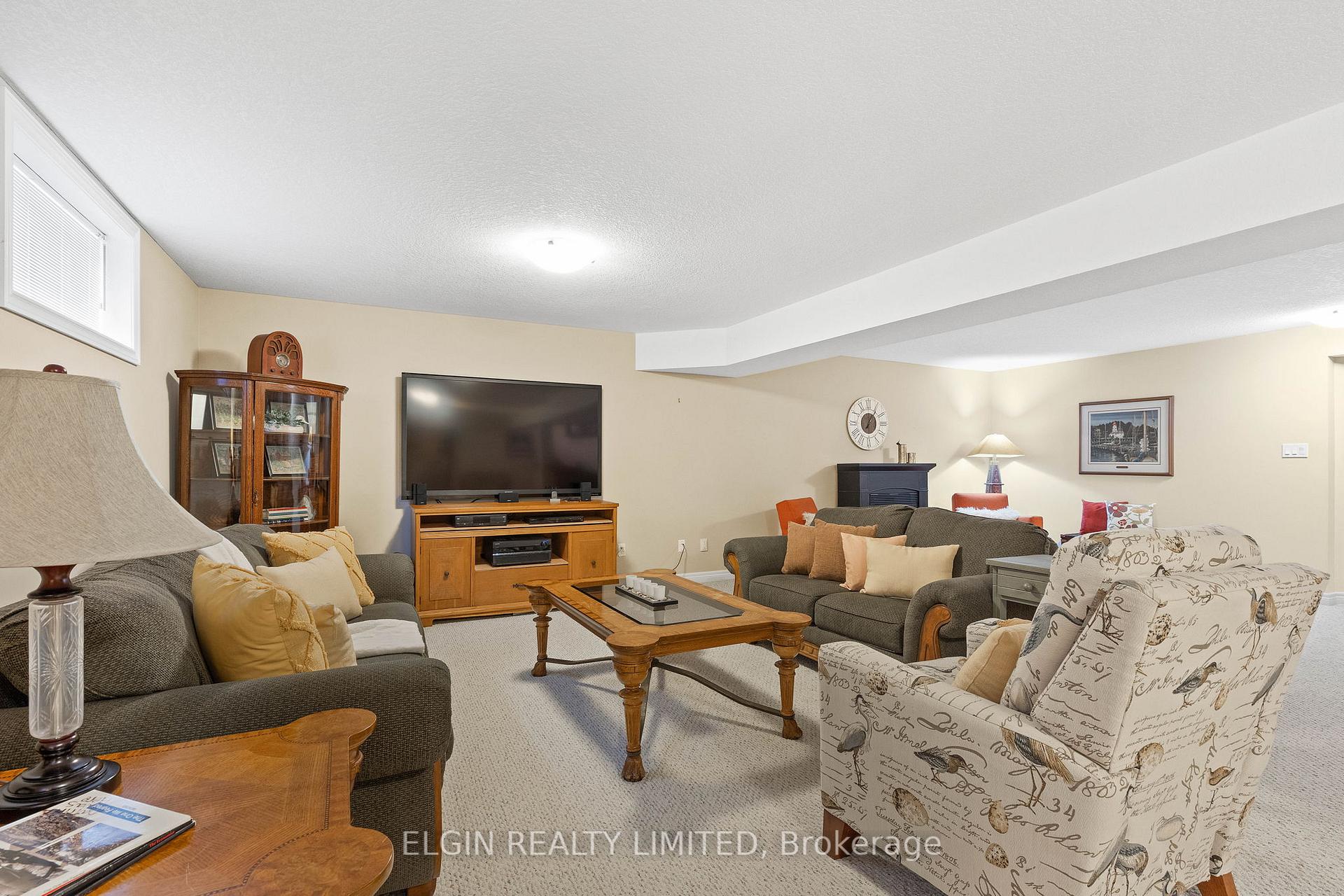 Photo 30 of 66 Donker Drive, St. Thomas — HOMEH