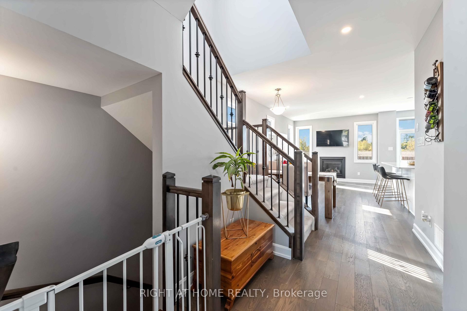 Photo 9 of 177 Bandelier Way, Ottawa, Stittsville (North) — HOMEH