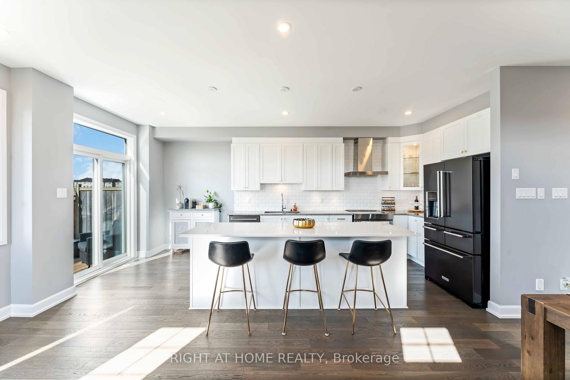Photo 11 of 177 Bandelier Way, Ottawa, Stittsville (North) — HOMEH