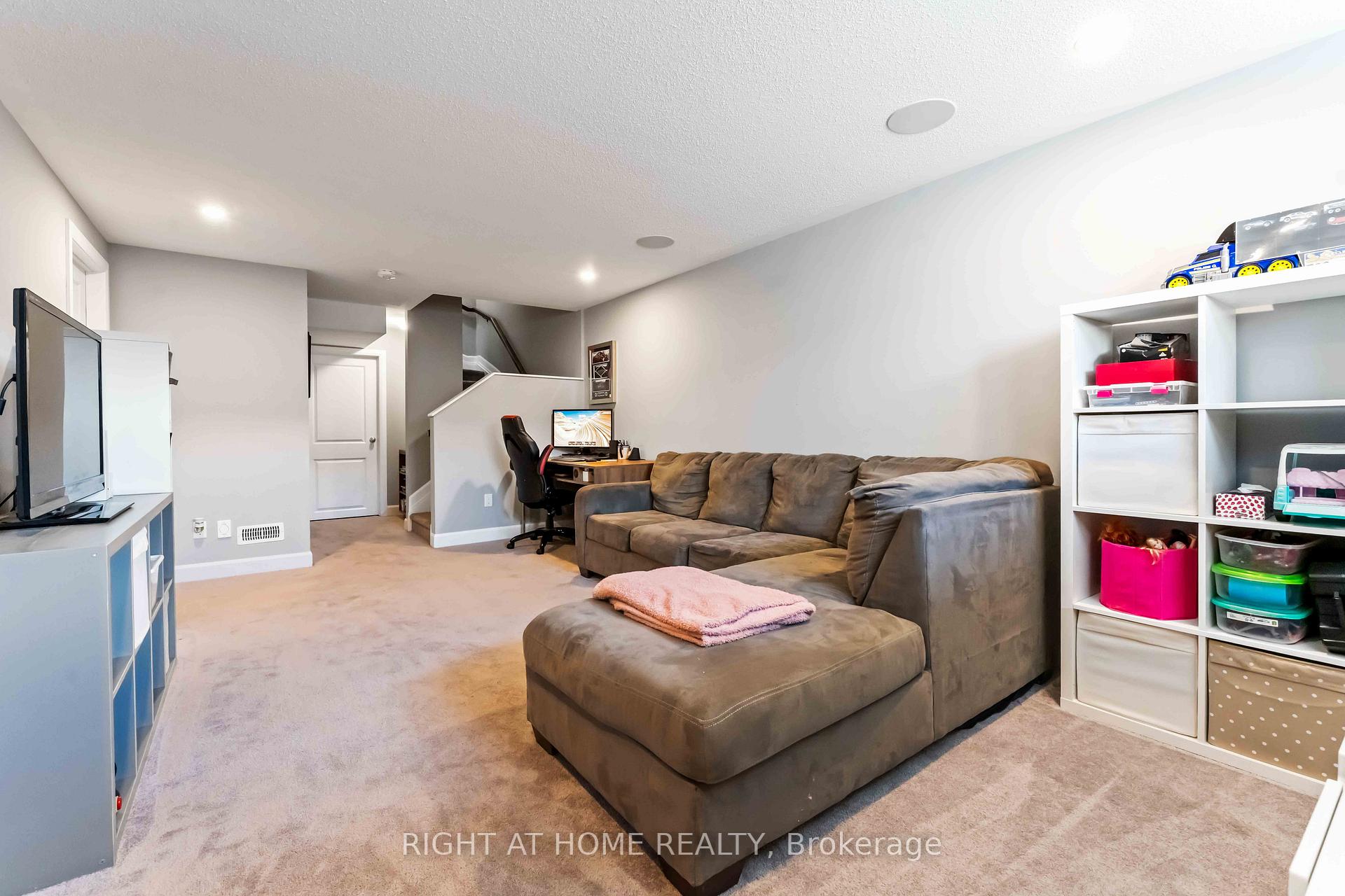 Photo 24 of 177 Bandelier Way, Ottawa, Stittsville (North) — HOMEH