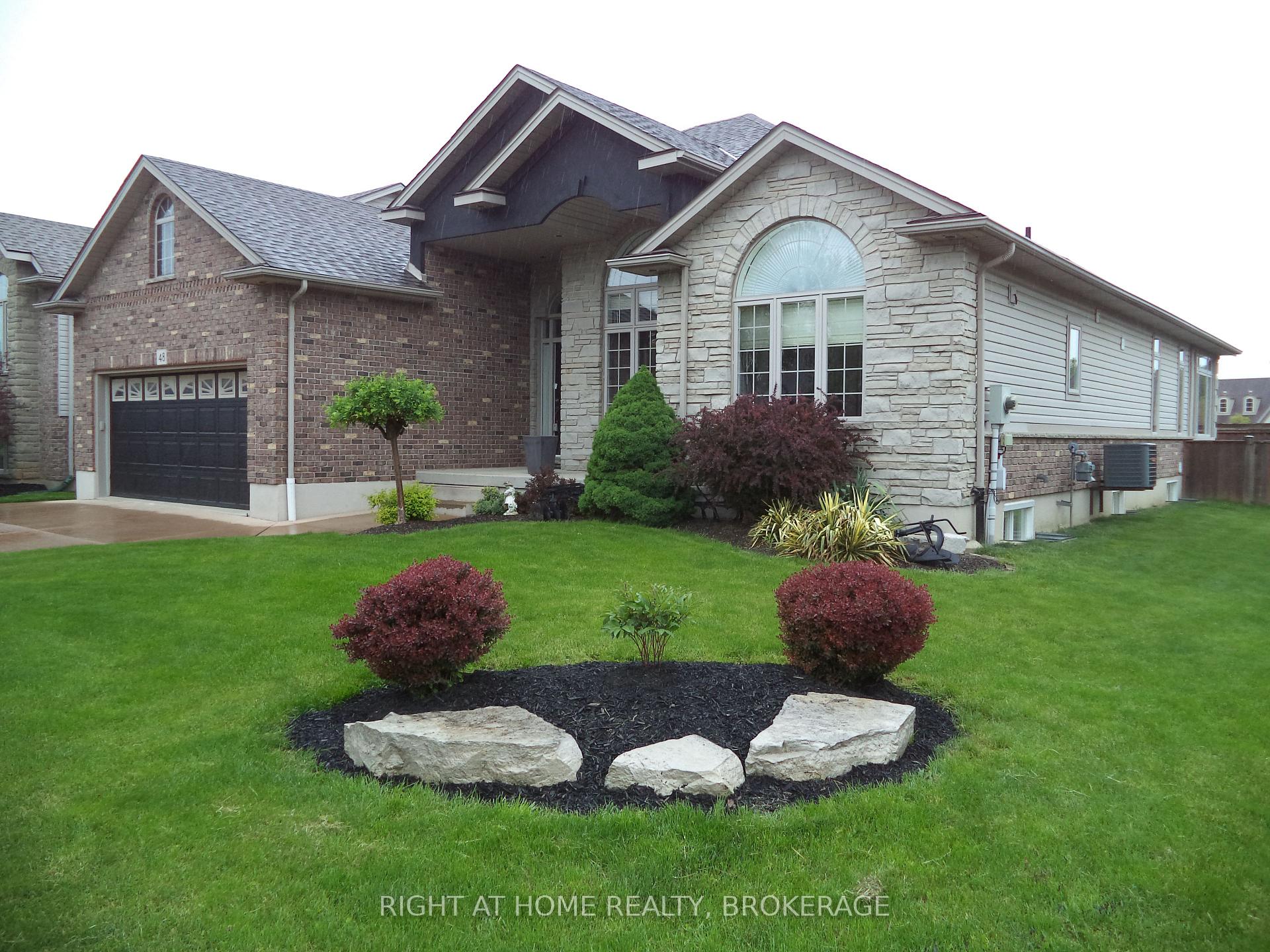 Photo 8 of 48 Nicholas Drive, St. Catharines, Rykert/Vansickle — HOMEH