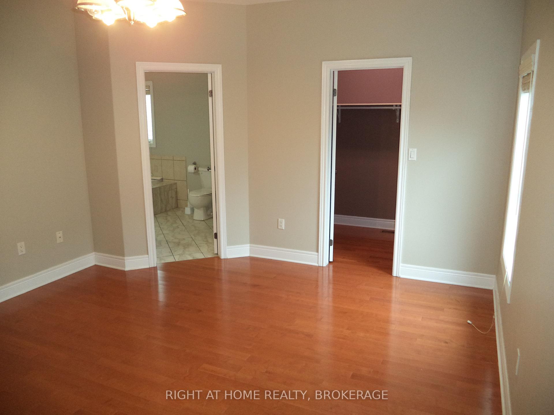 Photo 25 of 48 Nicholas Drive, St. Catharines, Rykert/Vansickle — HOMEH