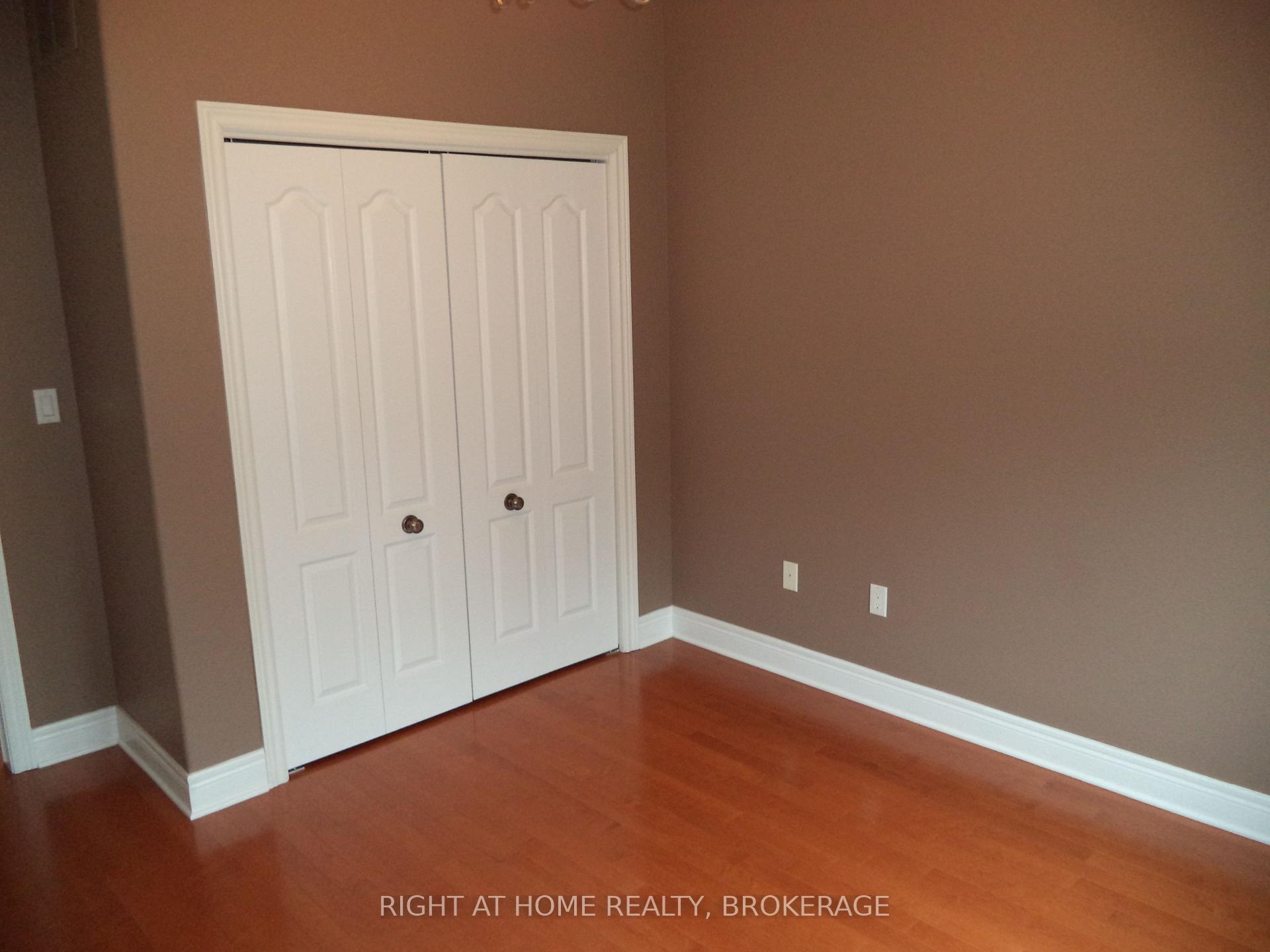 Photo 27 of 48 Nicholas Drive, St. Catharines, Rykert/Vansickle — HOMEH