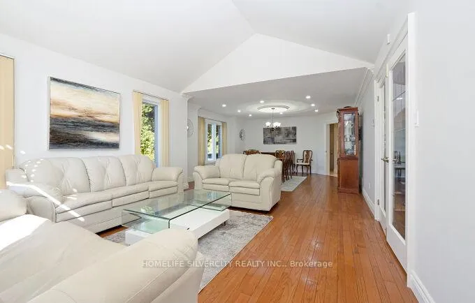 Photo 10 of 126 Montmorency Drive, Hamilton, Red Hill — HOMEH