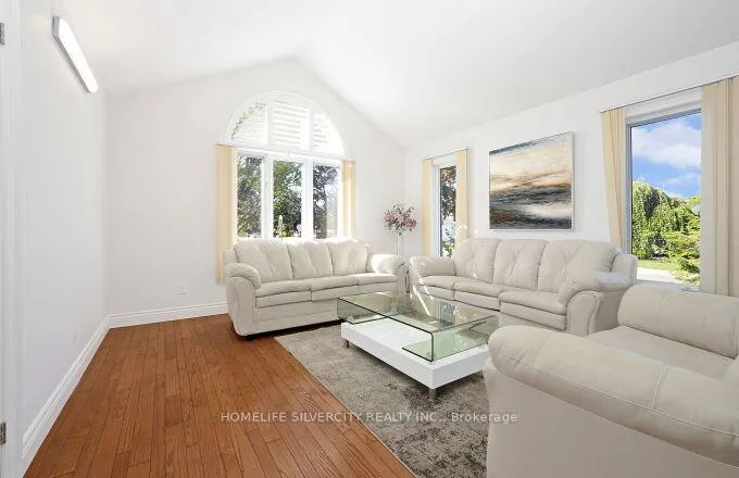 Photo 11 of 126 Montmorency Drive, Hamilton, Red Hill — HOMEH