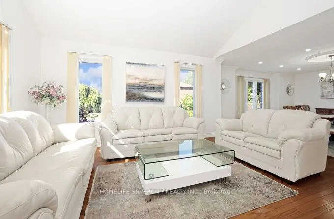 Photo 12 of 126 Montmorency Drive, Hamilton, Red Hill — HOMEH