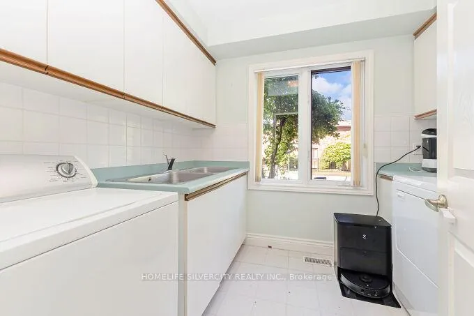 Photo 35 of 126 Montmorency Drive, Hamilton, Red Hill — HOMEH