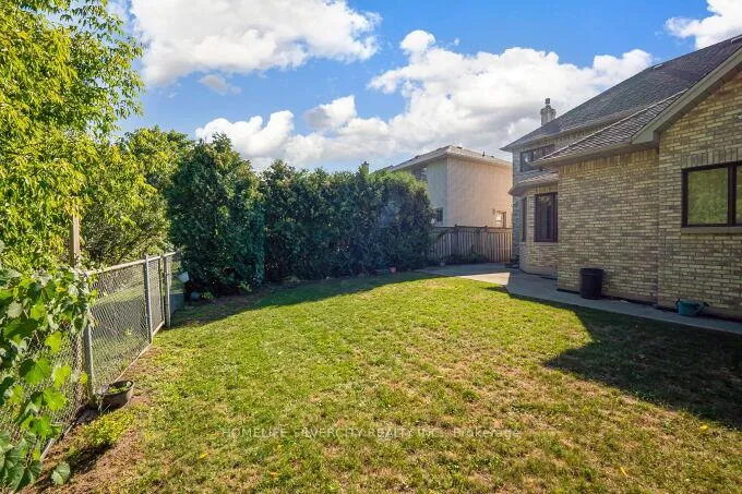 Photo 42 of 126 Montmorency Drive, Hamilton, Red Hill — HOMEH