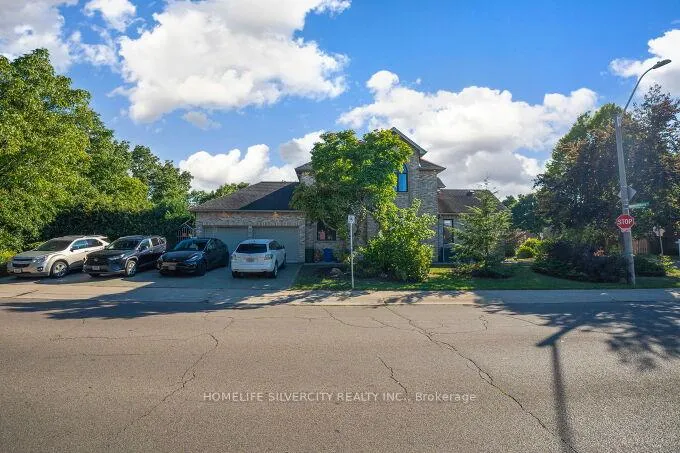 Photo 43 of 126 Montmorency Drive, Hamilton, Red Hill — HOMEH