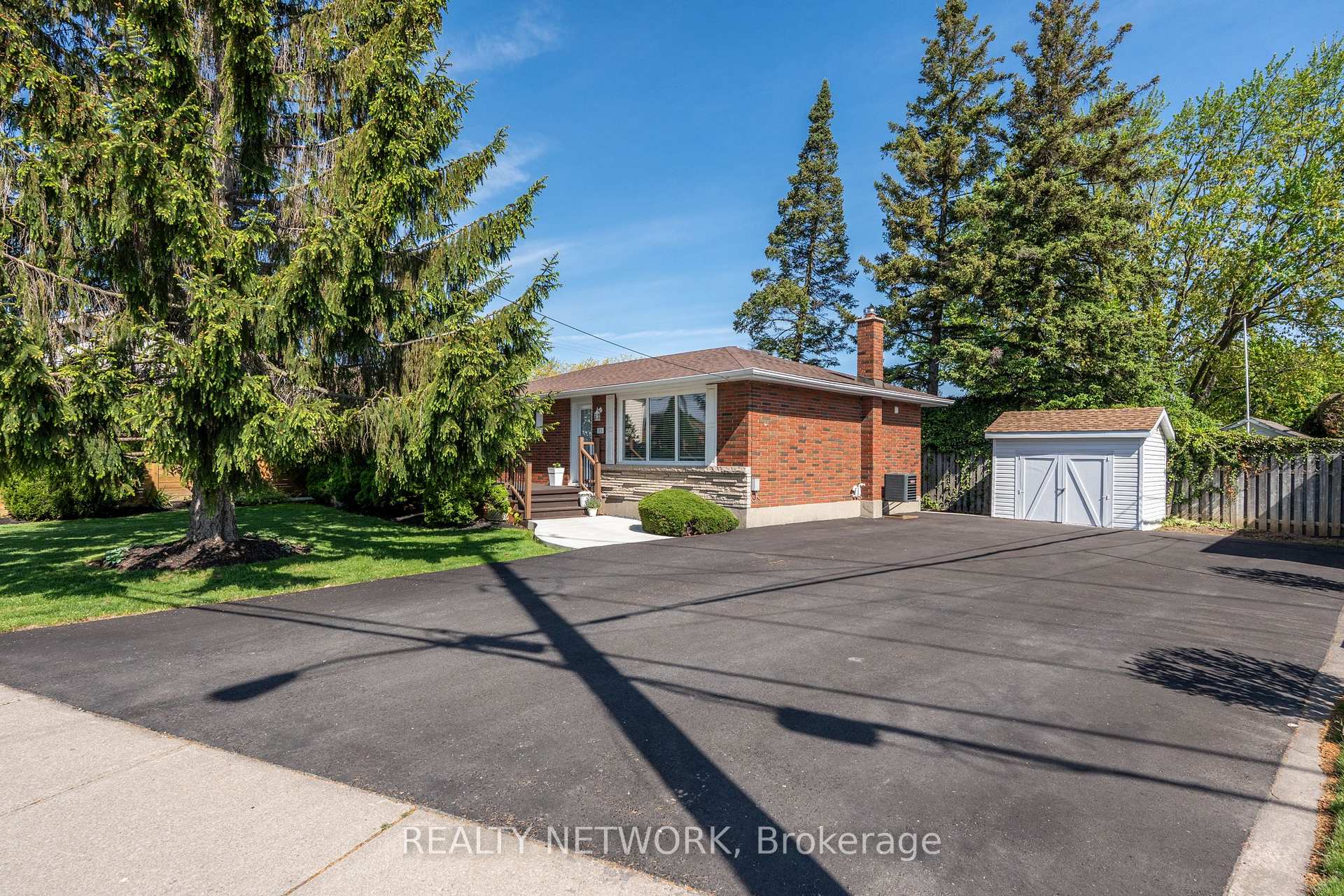Photo 1 of 75 Parnell Road, St. Catharines, Vine/Linwell — HOMEH