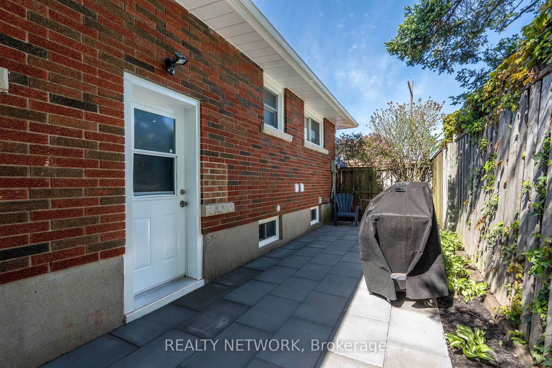 Photo 37 of 75 Parnell Road, St. Catharines, Vine/Linwell — HOMEH