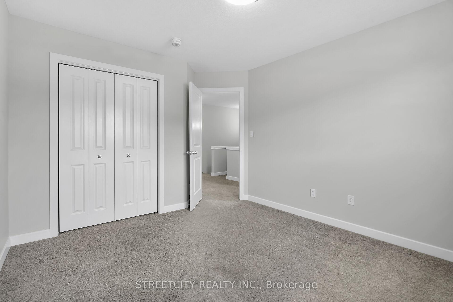 Photo 23 of 15 Empire Parkway, St. Thomas — HOMEH