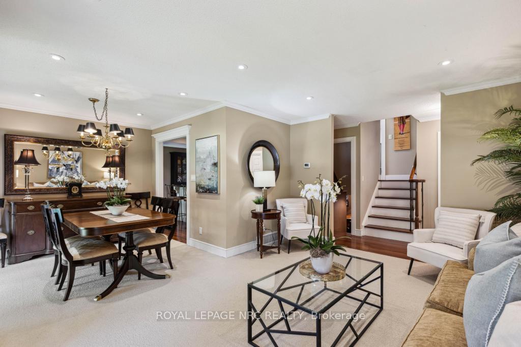 Photo 9 of 24 Richelieu Drive, St. Catharines, Vine/Linwell — HOMEH